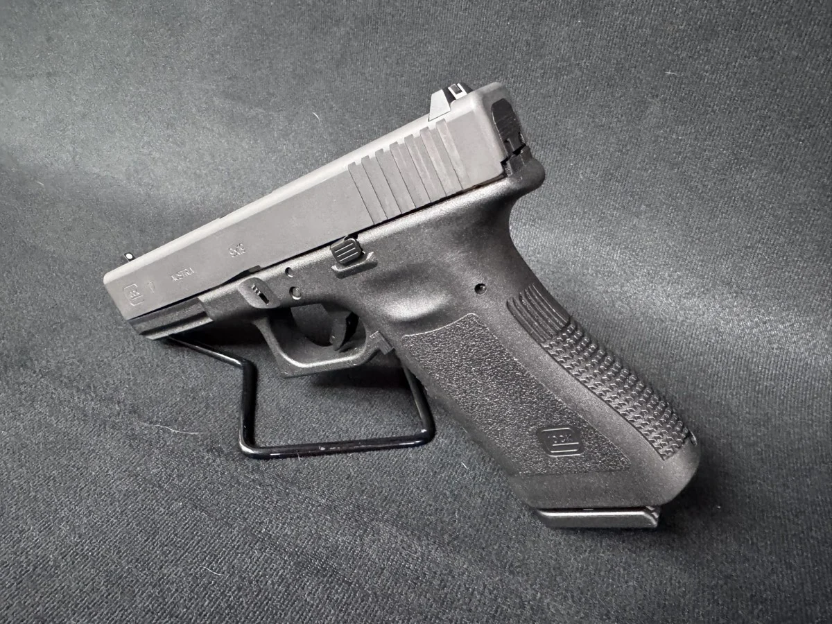 Glock G17 Gen 3 PI1750203 USED - Image 3