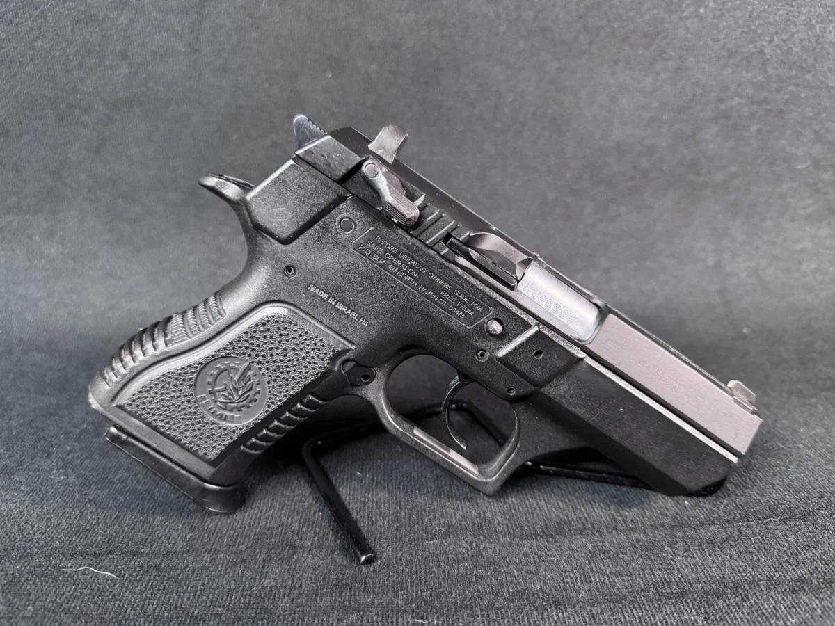 IMI Jericho Poly Frame Sub Compact 40 S&W USED - Image 5